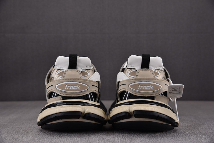 blcg track 3.0 542023 w3ac4 8017