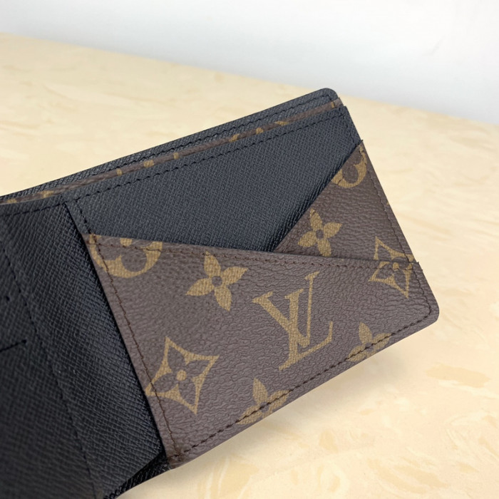 louiv wallet 11.5*9*1.5cm
