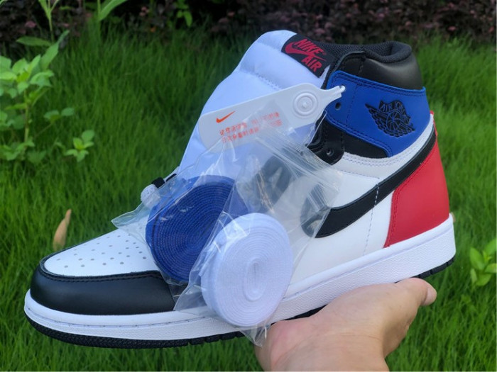 air jordan 1 retro high top 3 2.0 da2728-100.