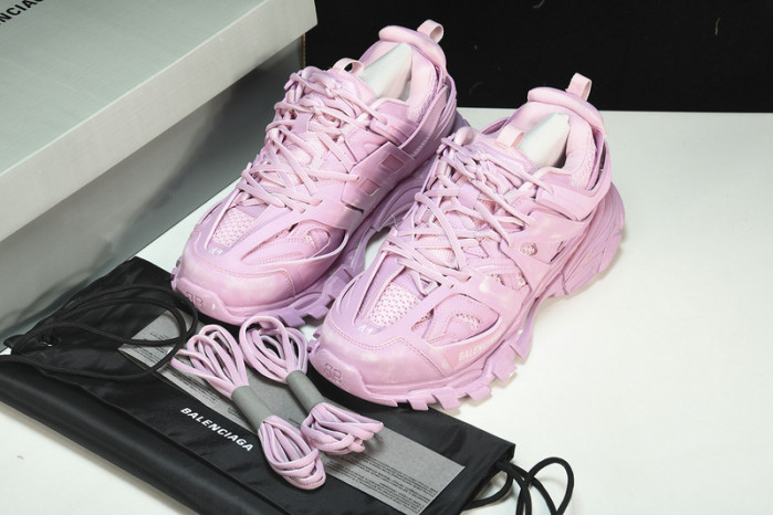 blcg track sneaker 542436 w3cn2 9700