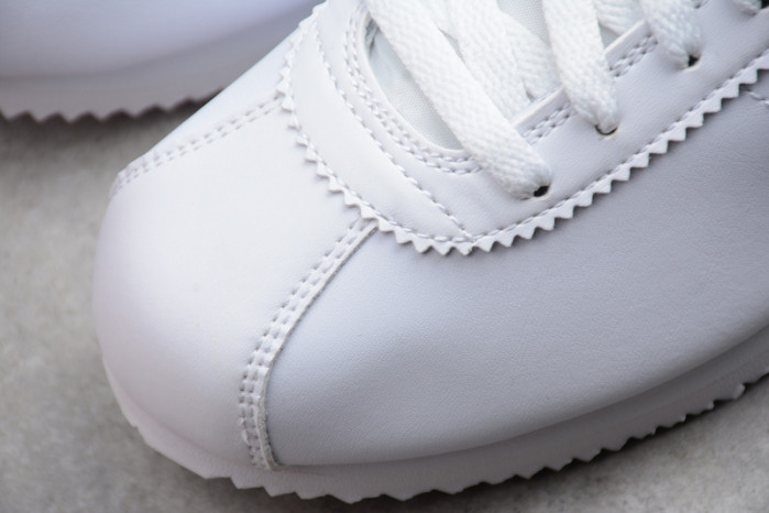 nike classic cortez white black 807471-101