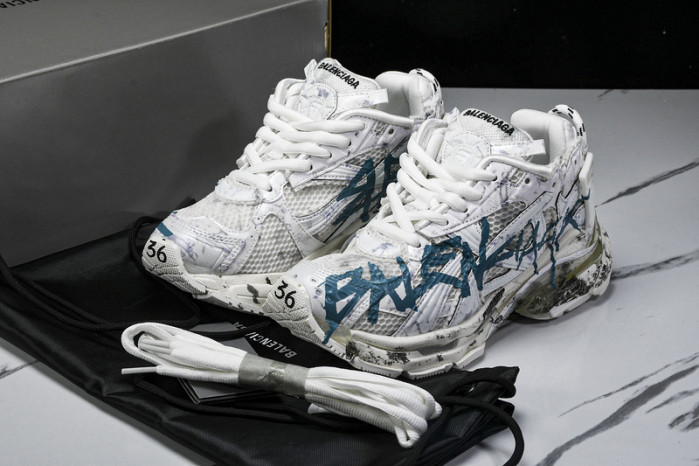 blcg runner 677403 w3rny 0133