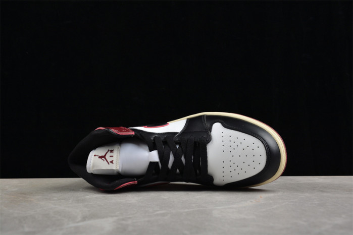 air jordan 1 mid wmns “bordeaux” fq7818-101