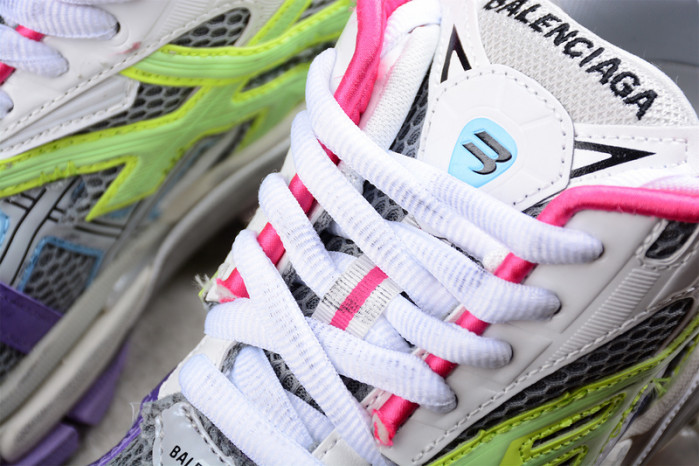 blcg runner 677402 w3rh5 0308