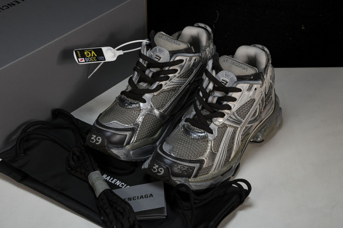 blcg runner 677403 w3rmu-2000