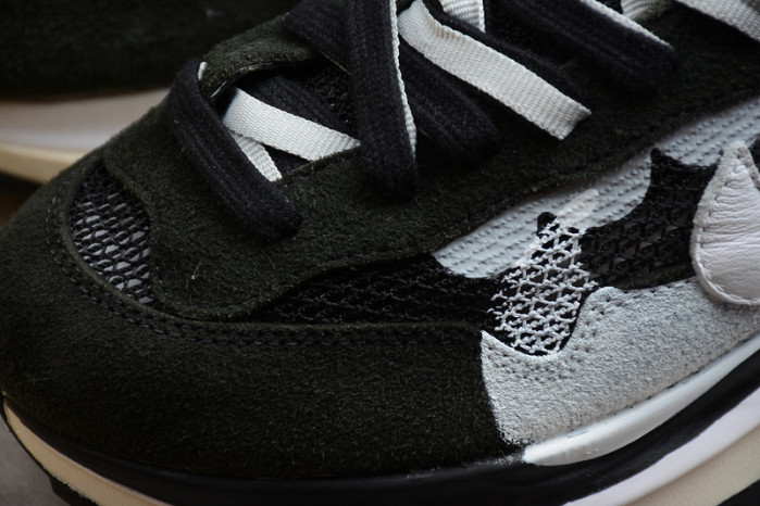 sacai nike ldwaffle black anthracite white cv1363-001