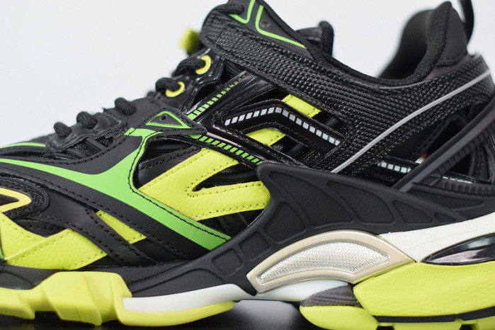 blcg track.2 black fluorescent and yellow 570391 w2gn3 1022