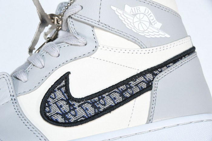 d10r x air jordan 1 high og (d10r shoe box ) cn8607-002