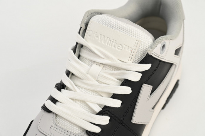 of™ c/o virgil abloh out of office low-top leather sneakers ‘ooo“