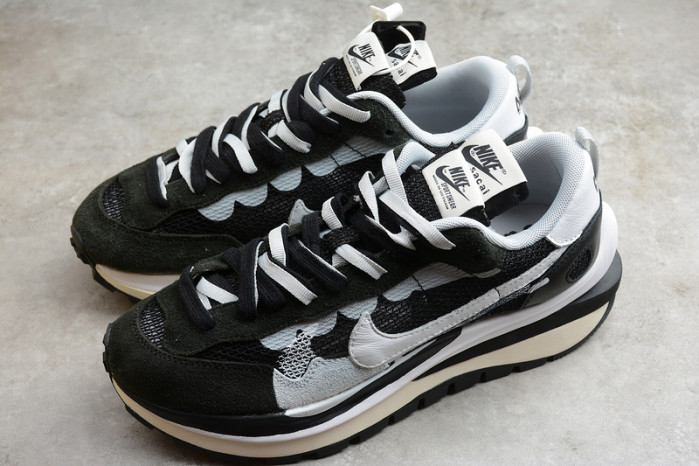 sacai nike ldwaffle black anthracite white cv1363-001