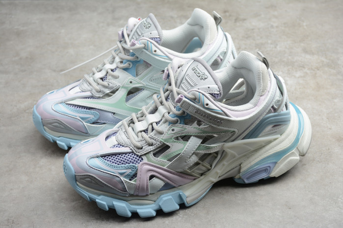 blcg track.2 white light blue 568615-w2gn3-9045