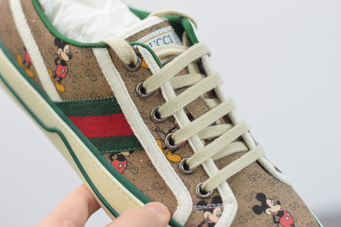 G*u*i rhyton sneaker