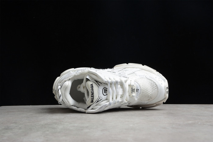 blcg runner 677402 w3ra9 9000