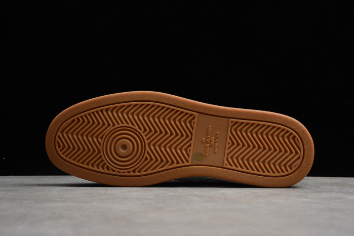 louiv stellar sneaker