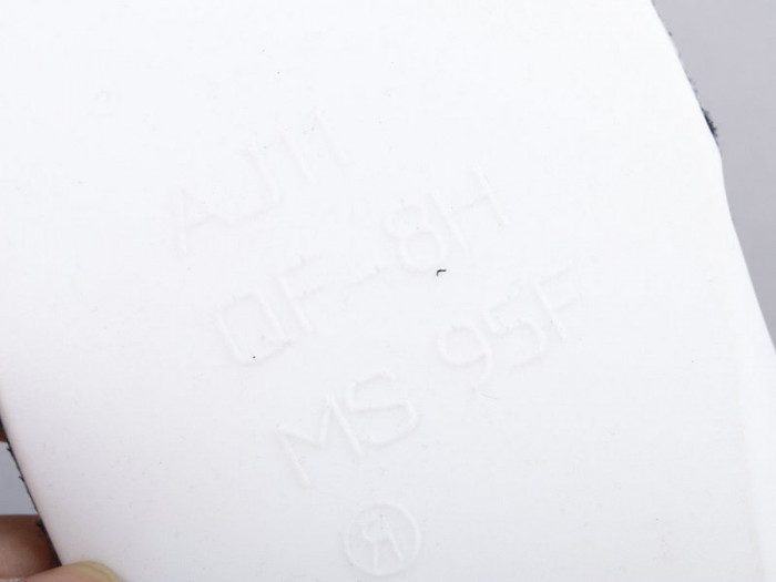 air jordan 11 retro platinum tint (gs) 378038-016