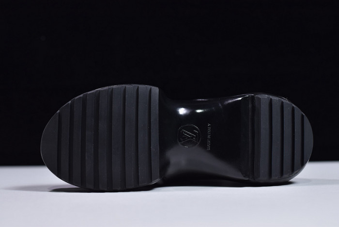 louiv archlight sneaker