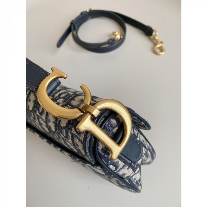 D*or saddle bag-25.5 x 20 x 6.5cm d1