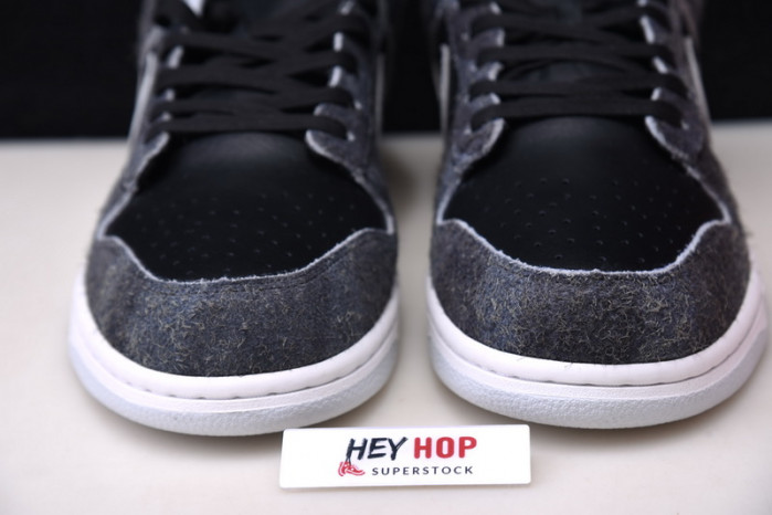 nike sb dunk low retro animal pack zebra dh7913-001