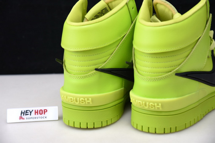 nike dunk high ambush flash lime cu7544-300