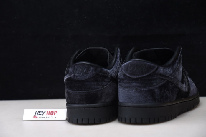 dover street market x nike dunk low triple black dh2686-002