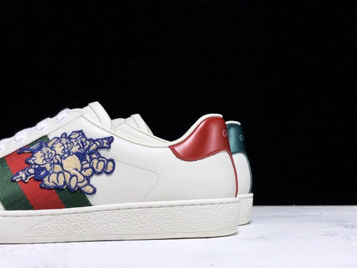 G*u*i ace embroidered low-top sneaker