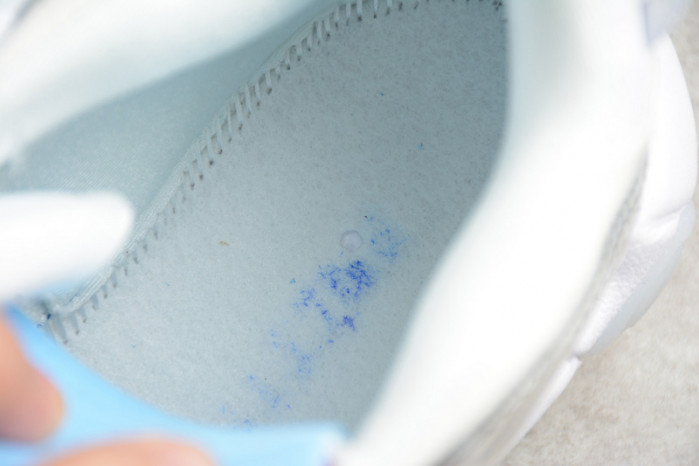 air more uptempo Ch*0me white (w) 917593-100