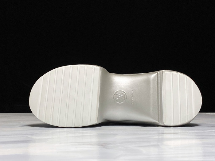 louiv archlight sneaker
