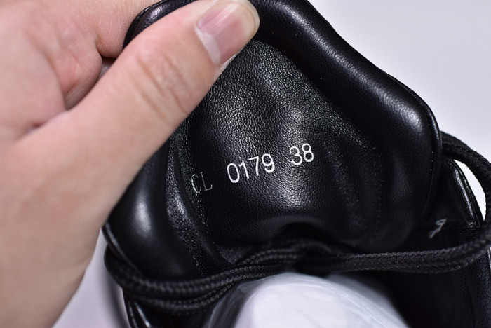 louiv archlight sneaker